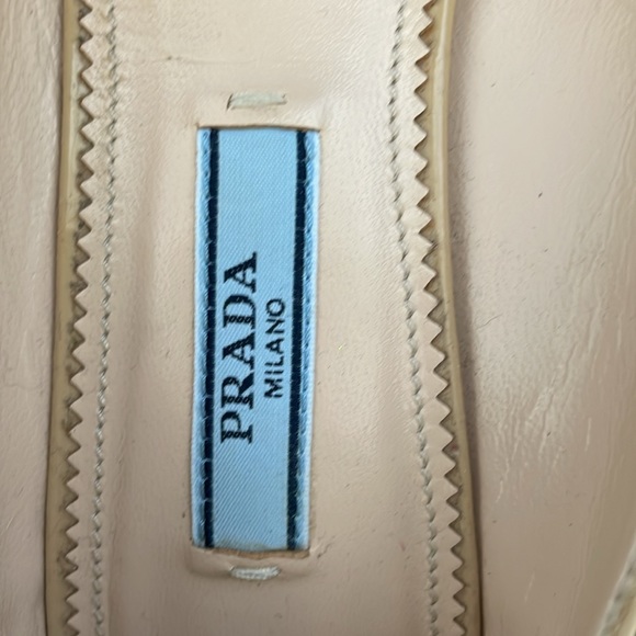 PRADA CAMEL PATENT LEATHER PUMPS size 37 1/2 - Picture 9 of 9